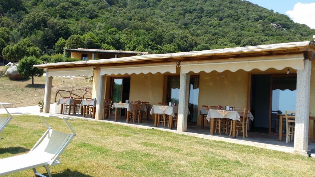 Li Teggi Turismo Rurale Сан-Теодоро Екстер'єр фото